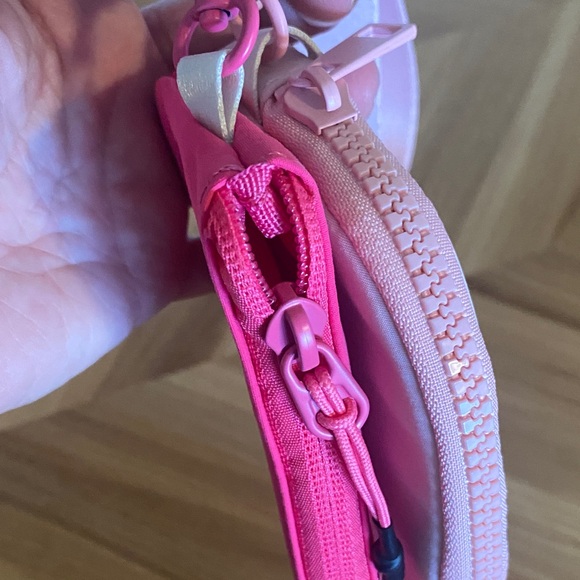 💛2 for $15! Pink Wallet Wristlet - Picture 2 of 5